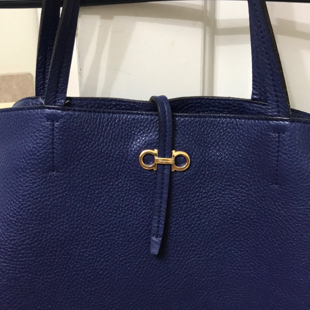 Ferragamo tote Bag Blue Authentic - Picture 4 of 8